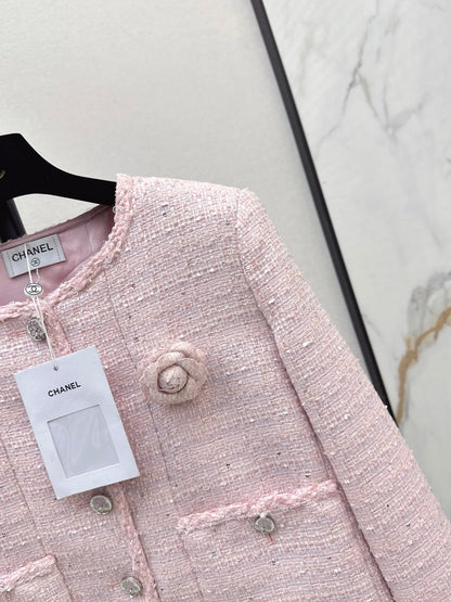 C 25 Girly pink short woven jacket（Lotus Button）
