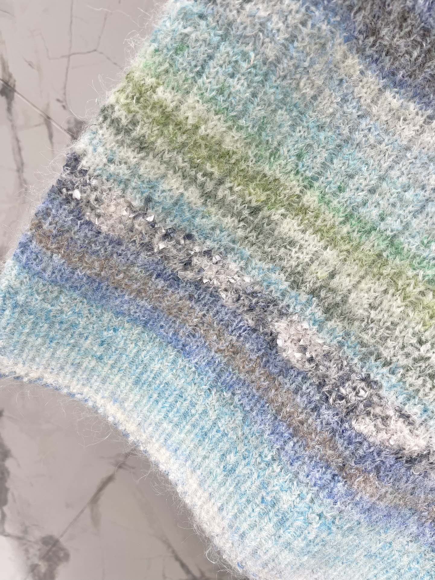 C 25 Gradient mohair vest