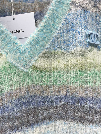 C 25 Gradient mohair vest