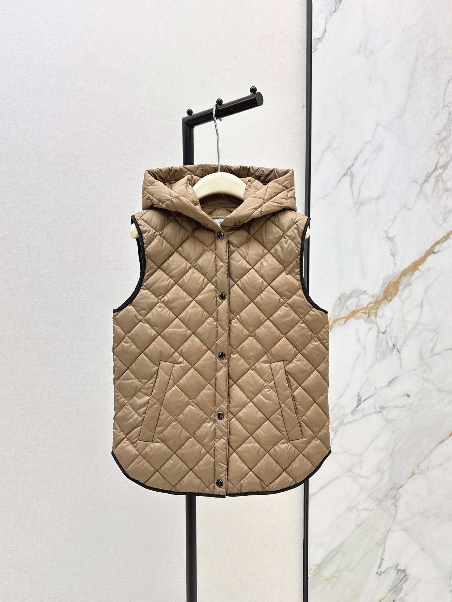 Bru 25 New Diamond Hooded Down Vest Jacket