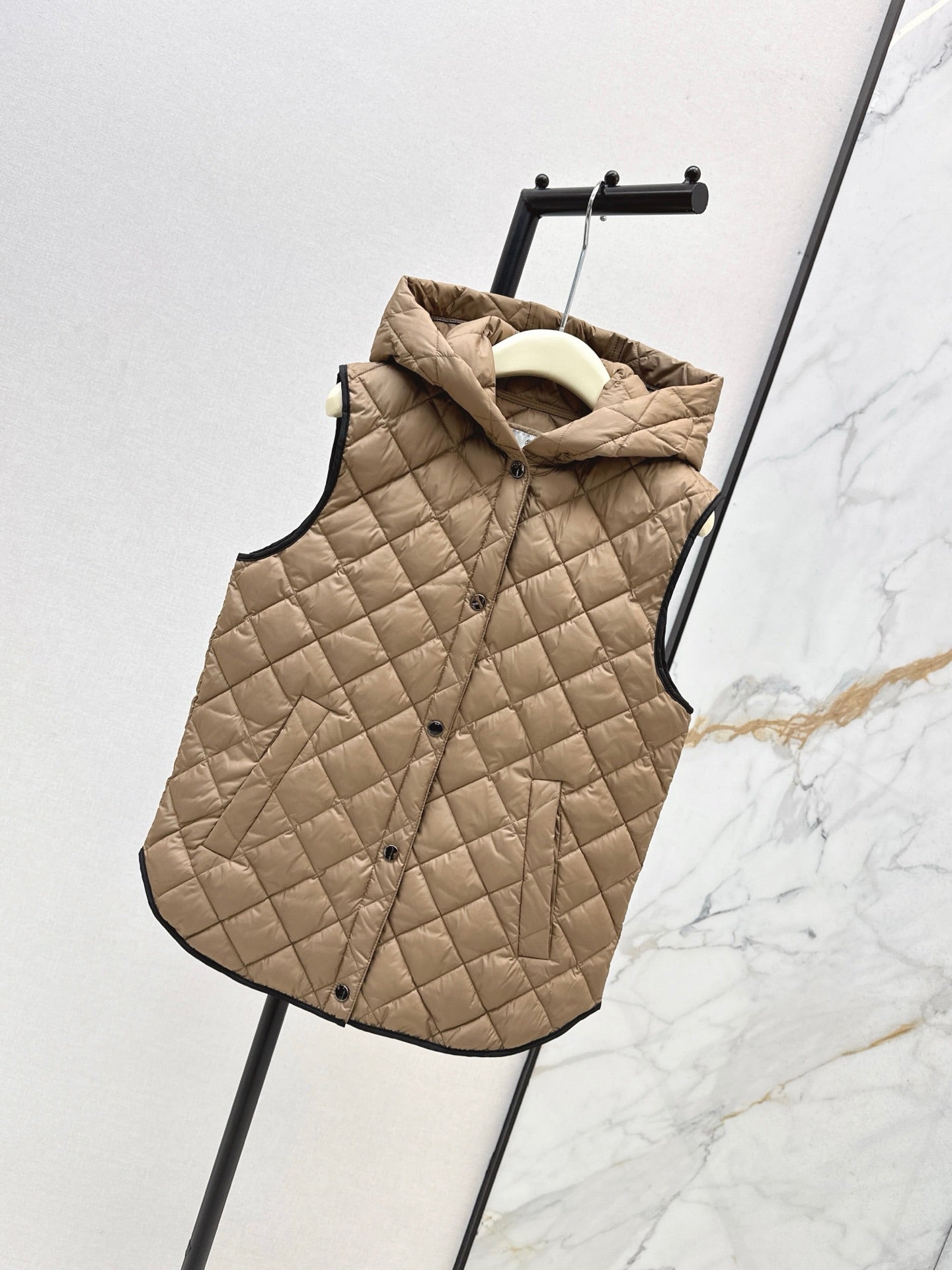 Bru 25 New Diamond Hooded Down Vest Jacket
