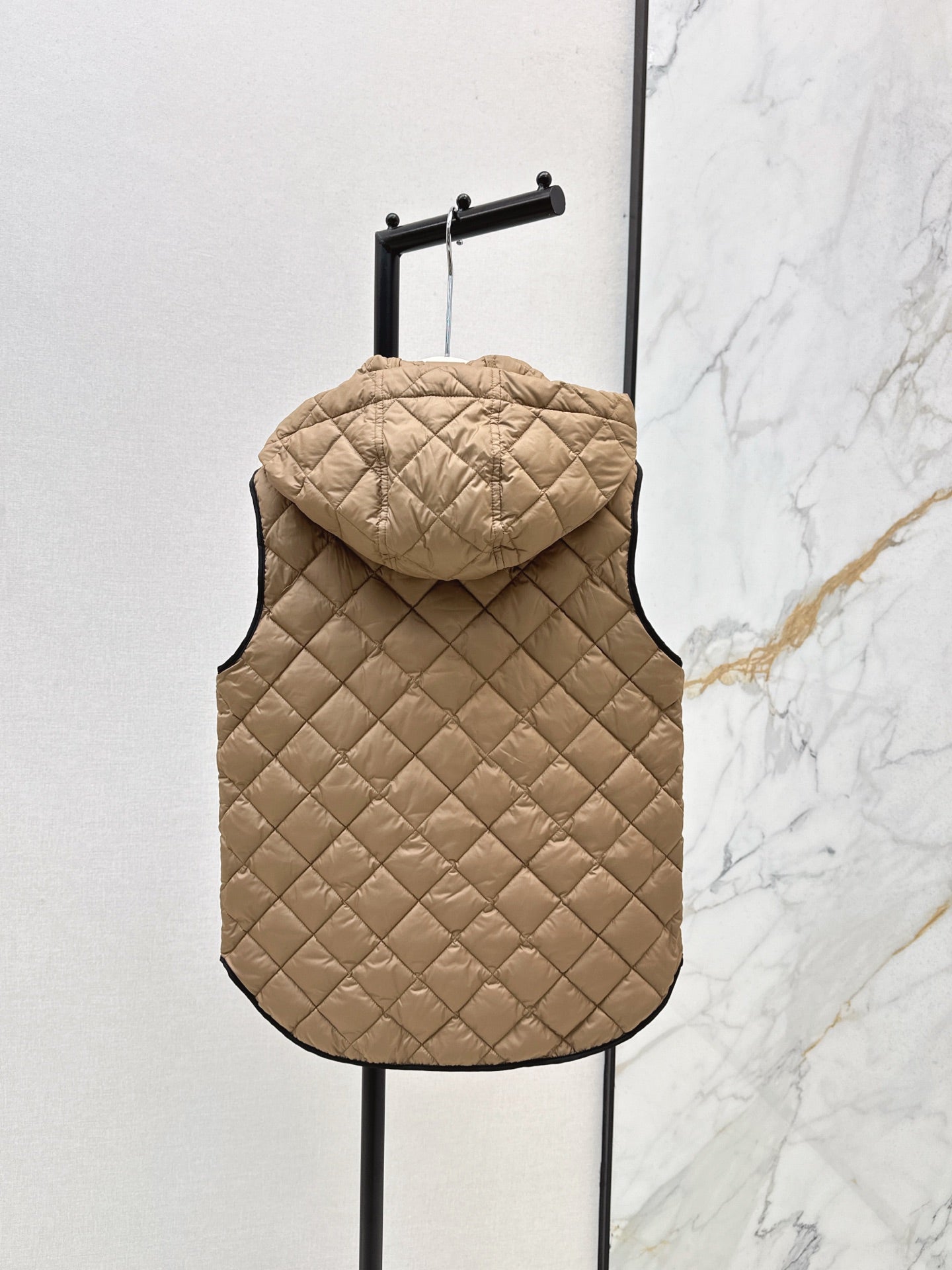 Bru 25 New Diamond Hooded Down Vest Jacket