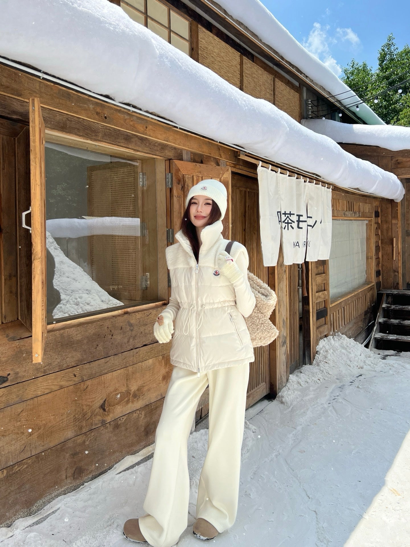 Mon 25 New environmentally friendly lambswool down jacket vest(White/Black)