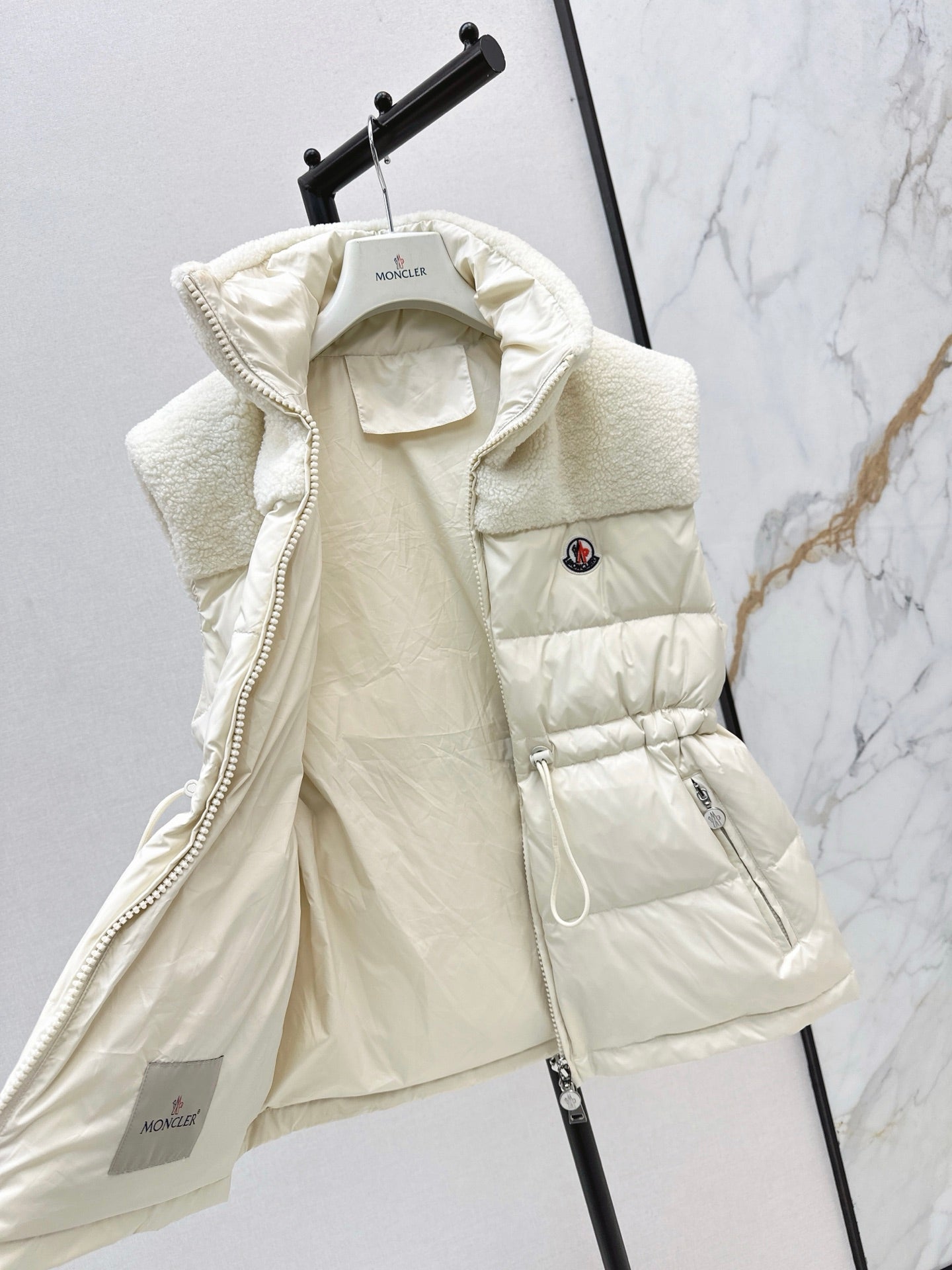 Mon 25 New environmentally friendly lambswool down jacket vest(White/Black)