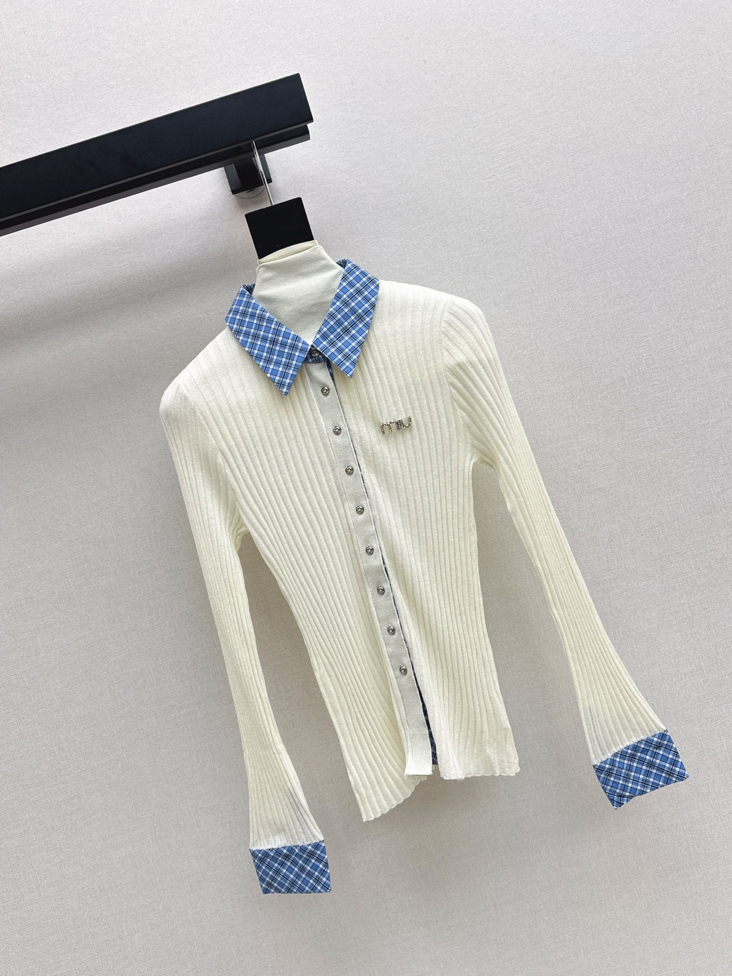 Mi 25 New plaid stitching fake two-piece sweater(WHITE/BLACK)