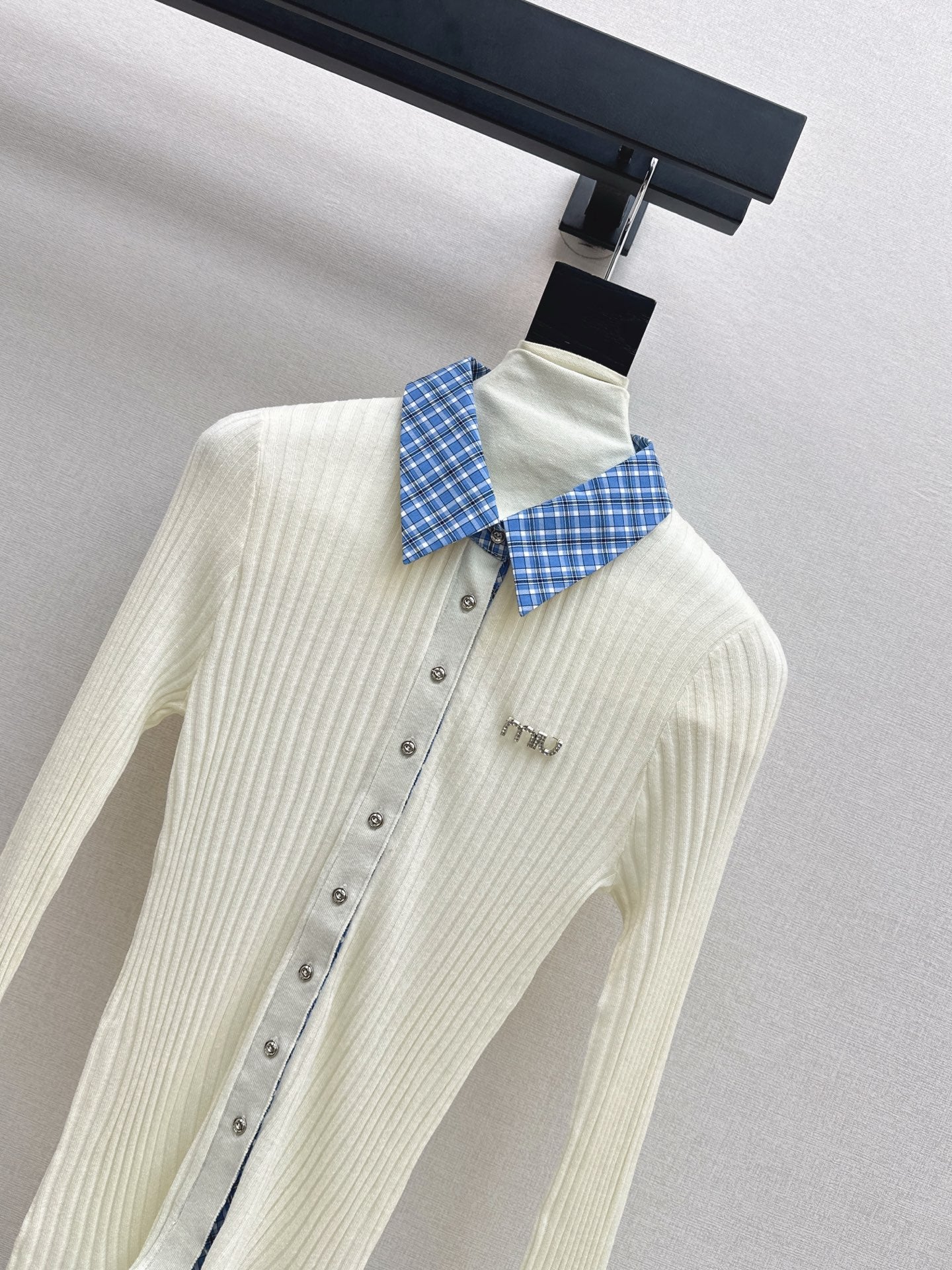 Mi 25 New plaid stitching fake two-piece sweater(WHITE/BLACK)
