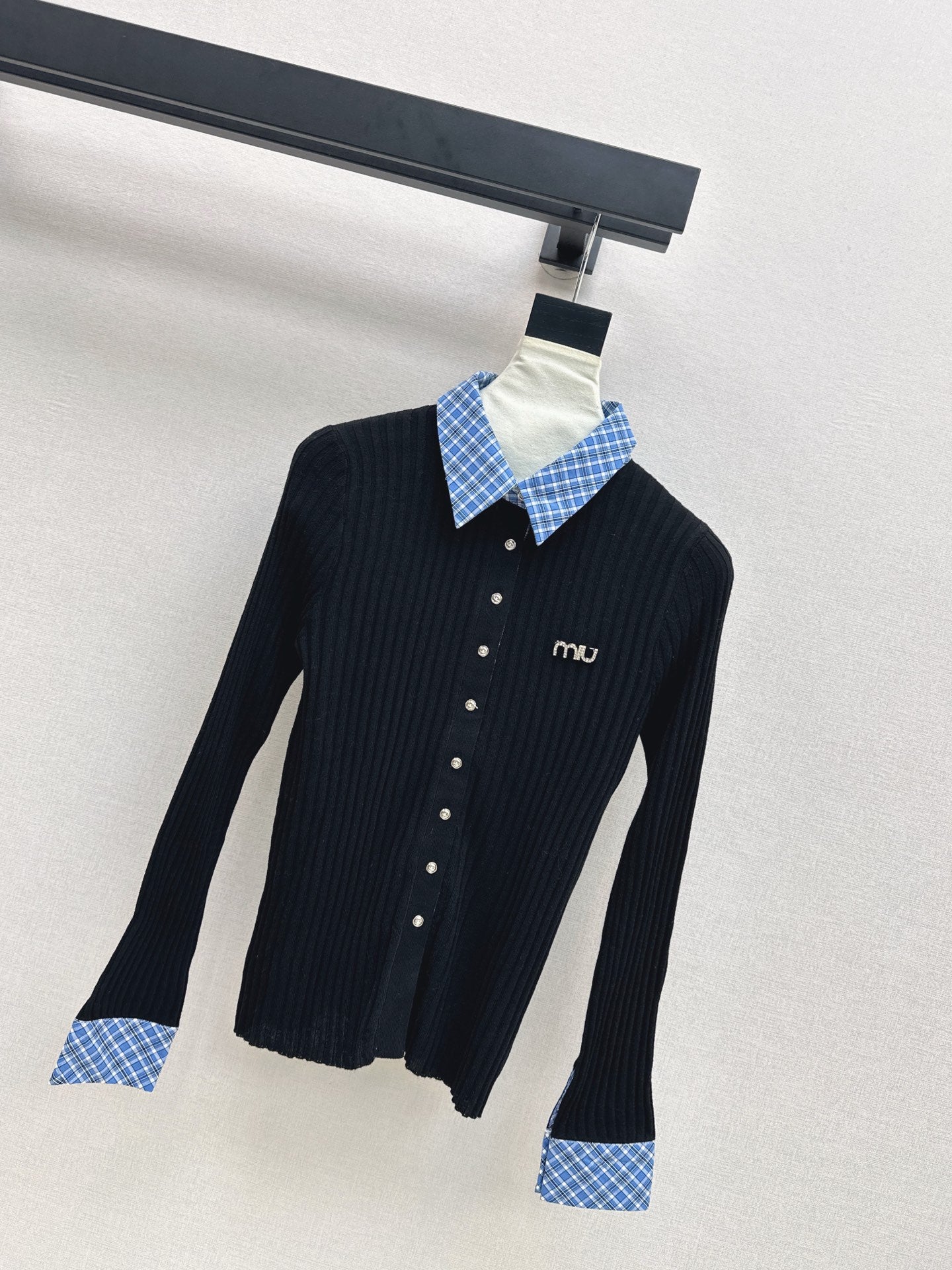 Mi 25 New plaid stitching fake two-piece sweater(WHITE/BLACK)