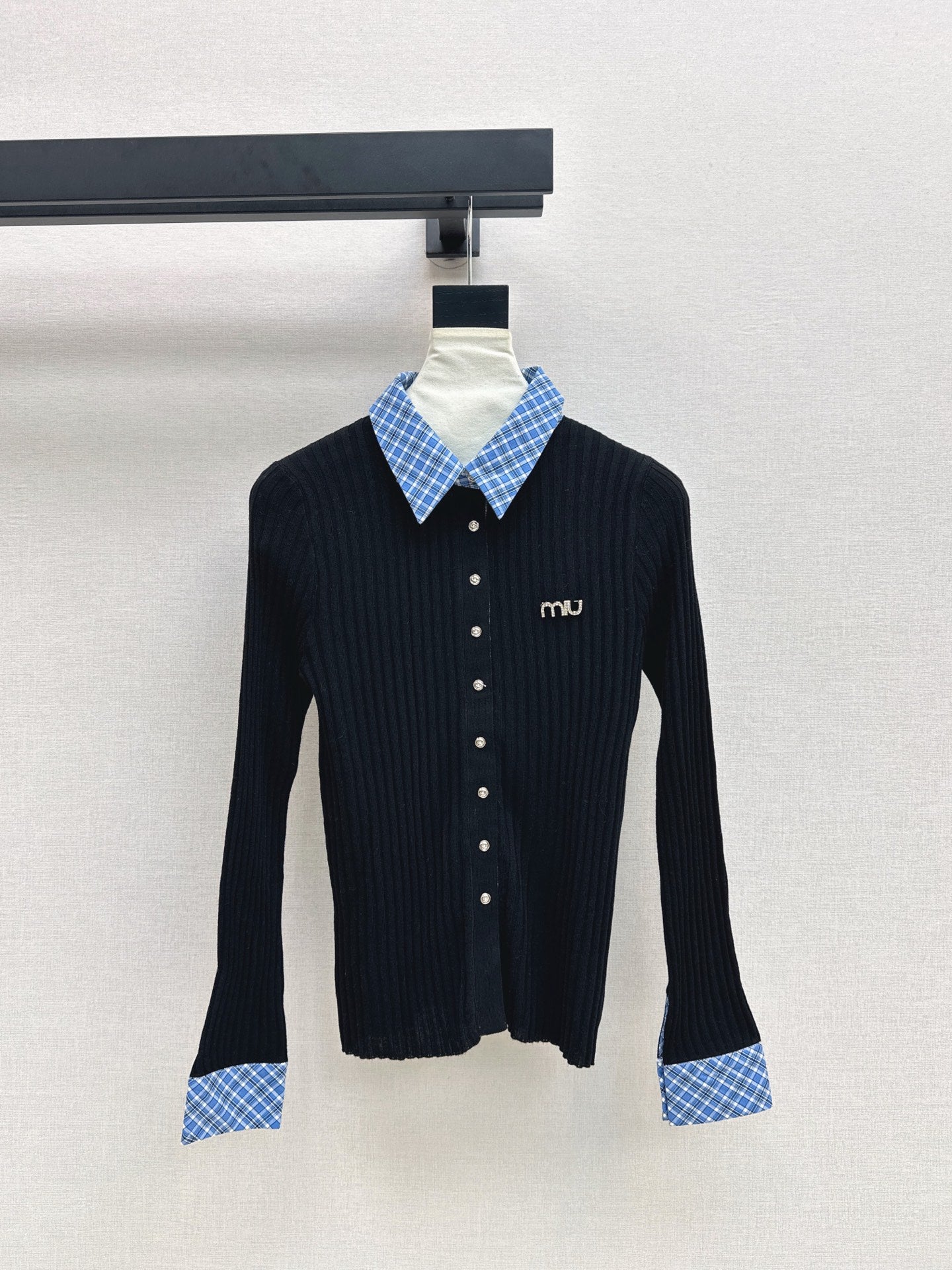 Mi 25 New plaid stitching fake two-piece sweater(WHITE/BLACK)