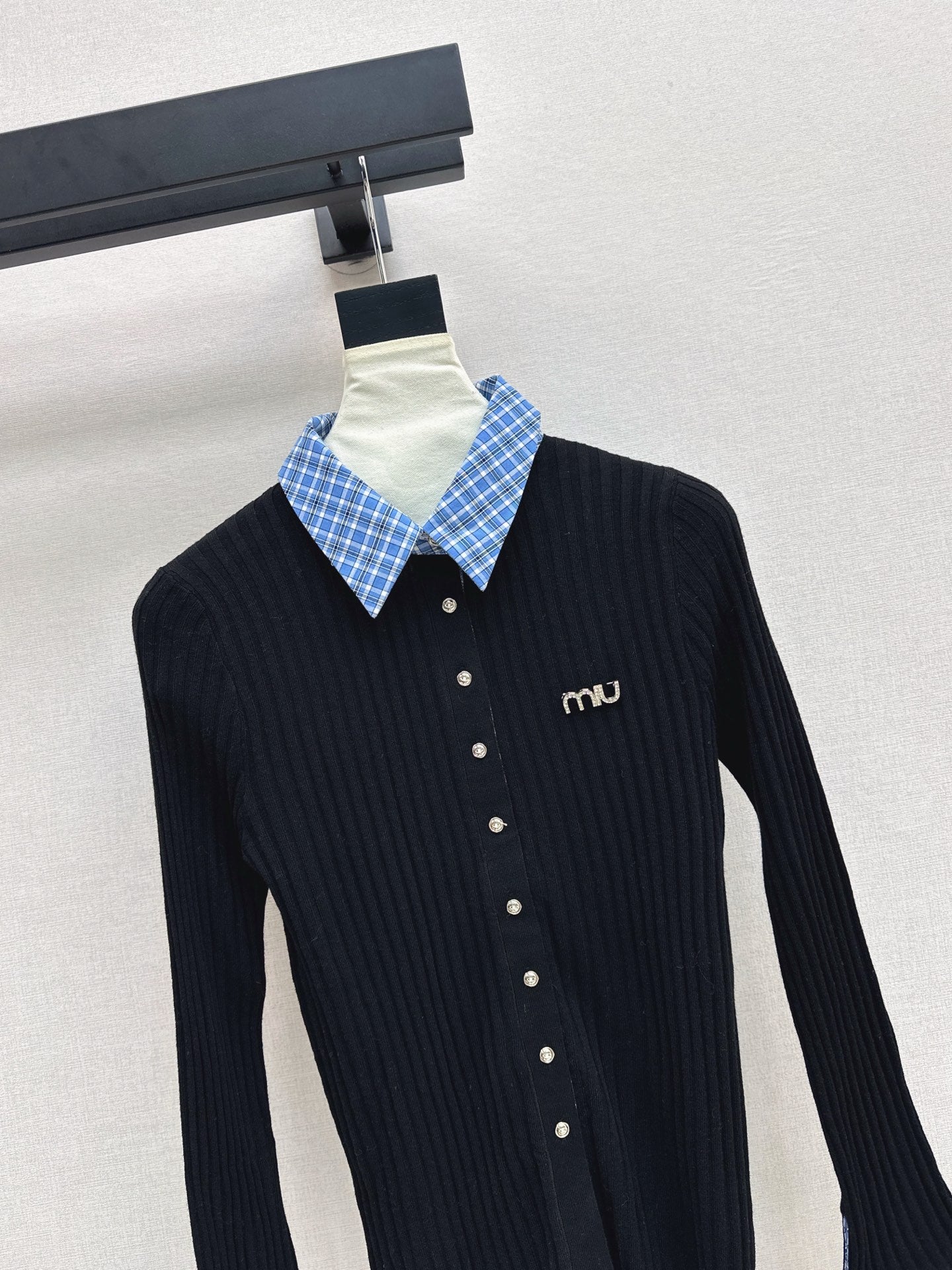 Mi 25 New plaid stitching fake two-piece sweater(WHITE/BLACK)