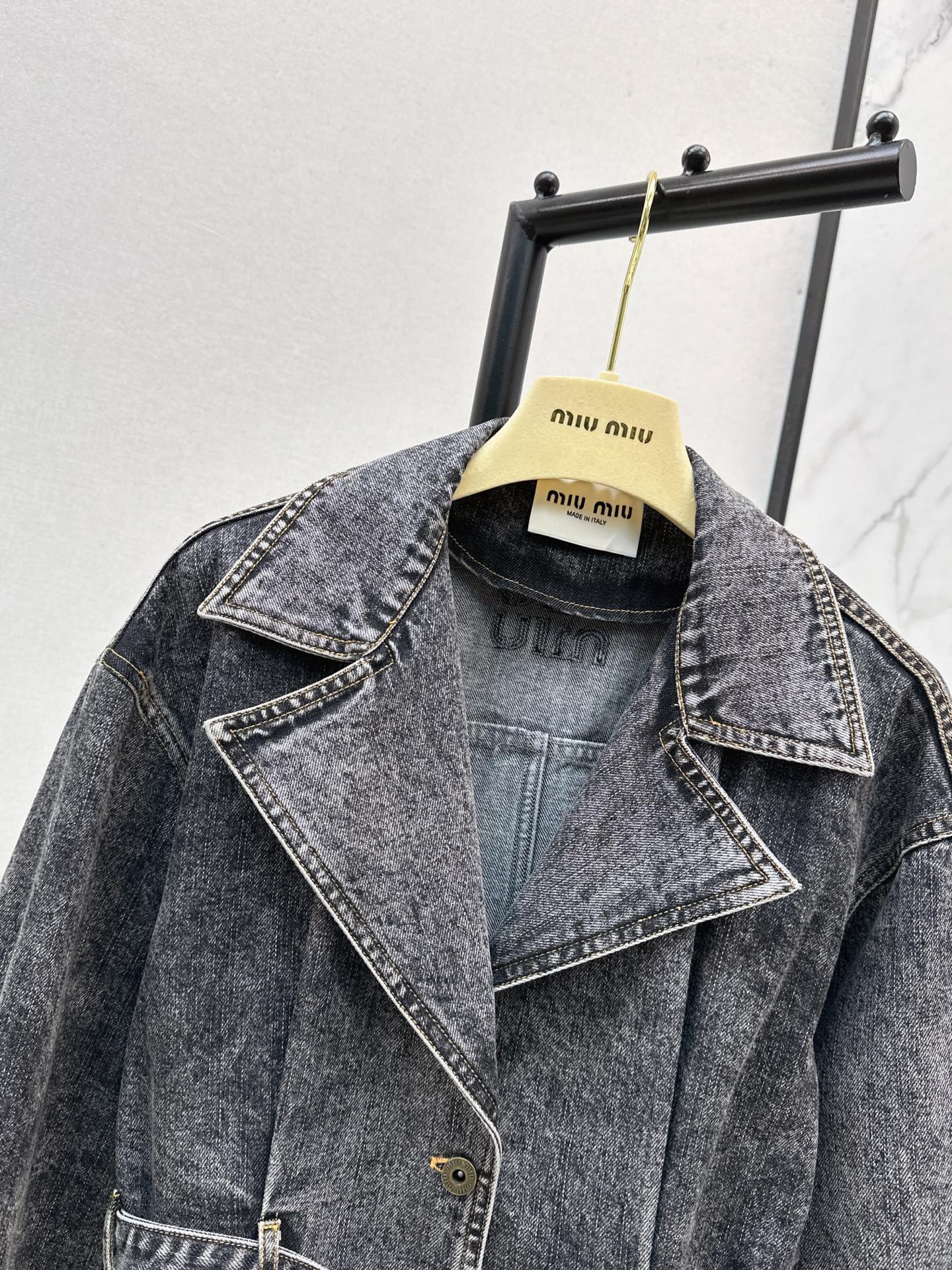 Mi 25 New double belt design denim jacket(KHAKI/GRAY)