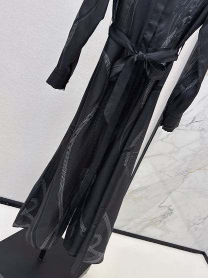 He 25 Positioned print silk dress