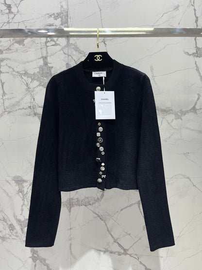C 25 Multi-button decorative high-end black knitted wool cardigan