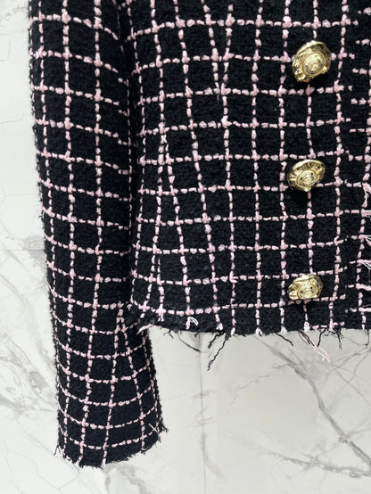 Bal 25 New gold-button tweed suit