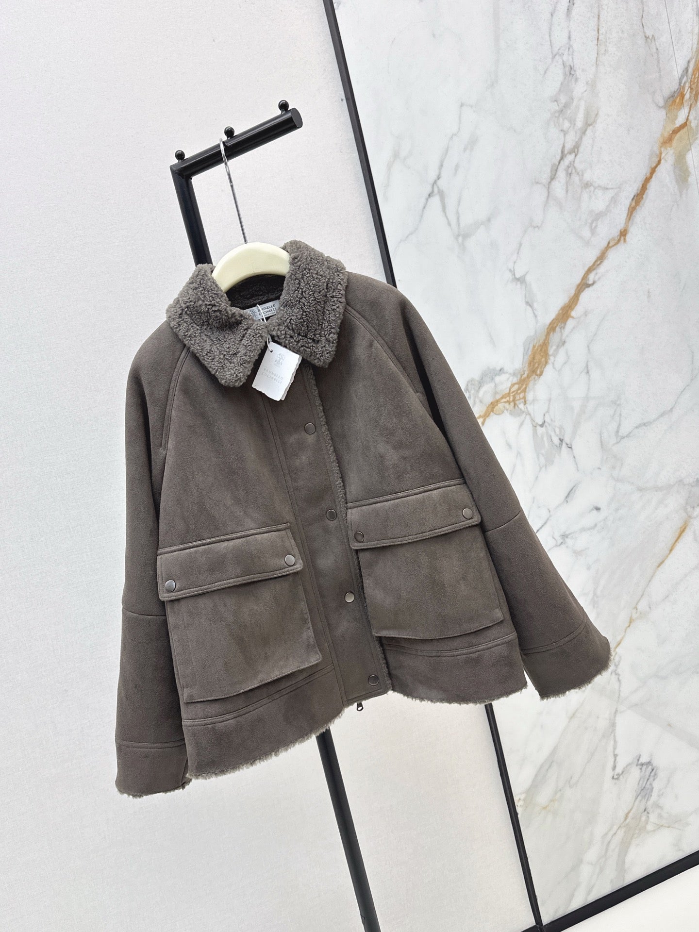 Lor 25 New eco-friendly faux fur coat