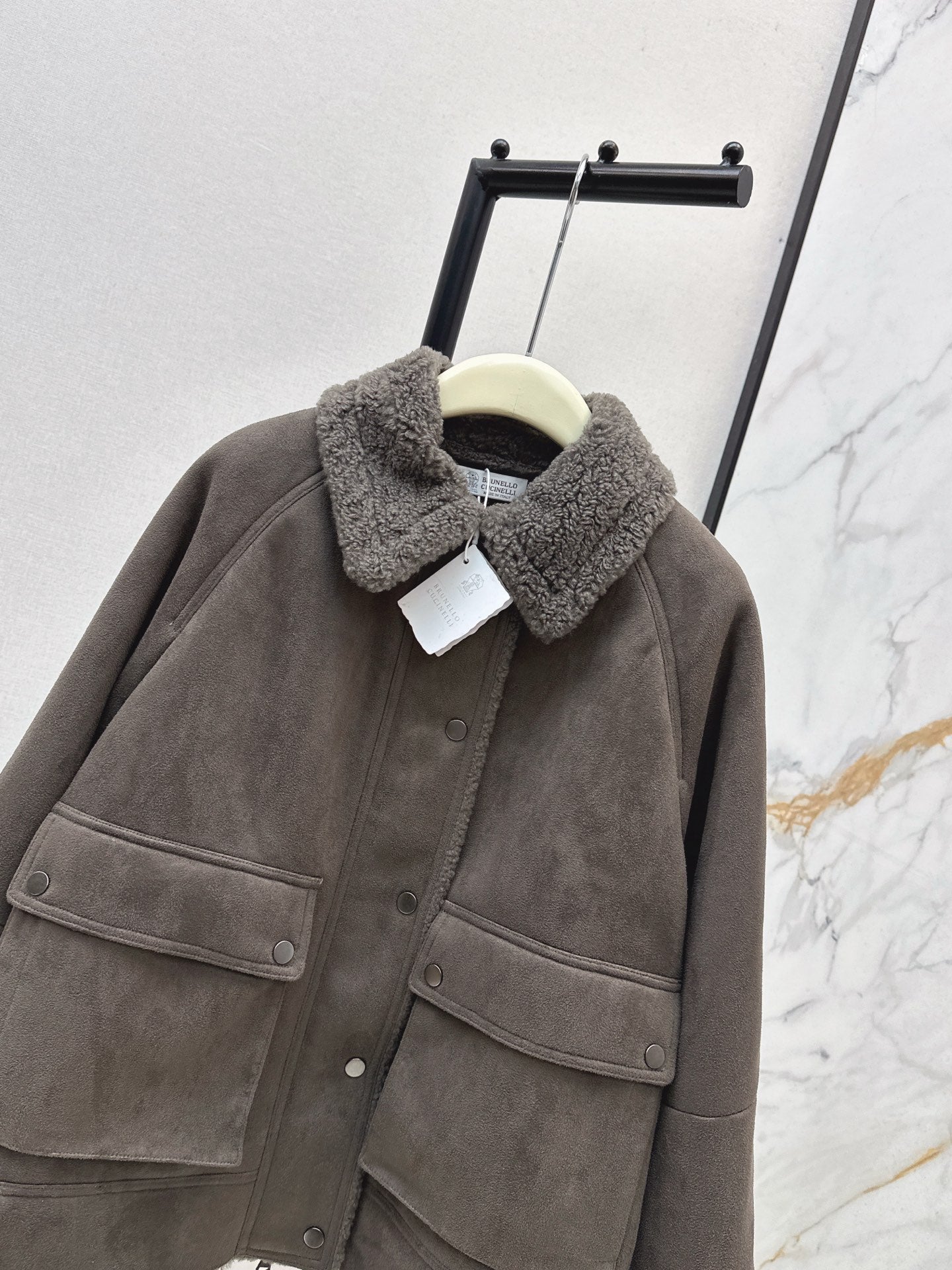 Lor 25 New eco-friendly faux fur coat