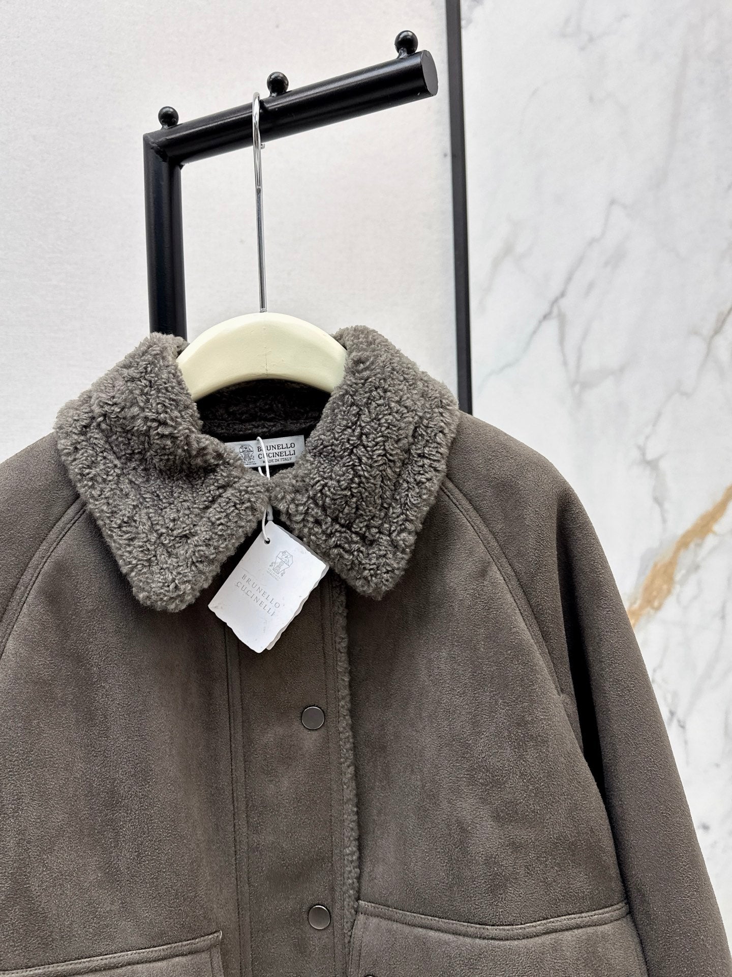 Lor 25 New eco-friendly faux fur coat