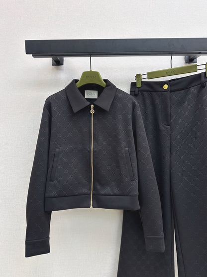 Gu 25 Embossed logo jacket and elastic waist trousers set(KHAKI/BLACK)