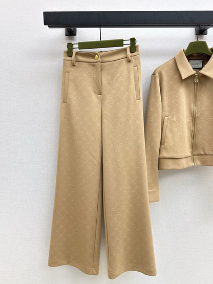 Gu 25 Embossed logo jacket and elastic waist trousers set(KHAKI/BLACK)