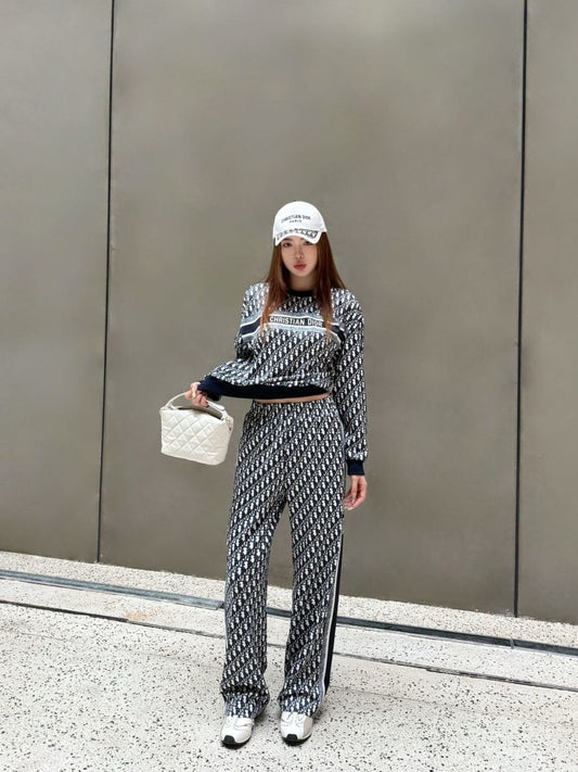 Di 25 Classic logo monogram sweatshirt + elastic waist casual pants set