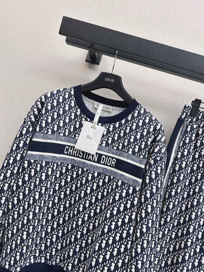 Di 25 Classic logo monogram sweatshirt + elastic waist casual pants set
