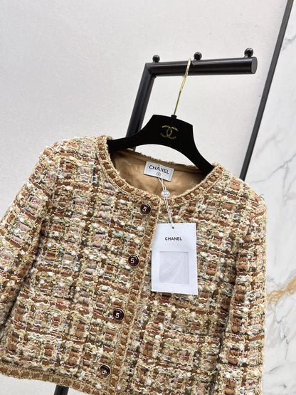 C 25 Woolen hem jacket