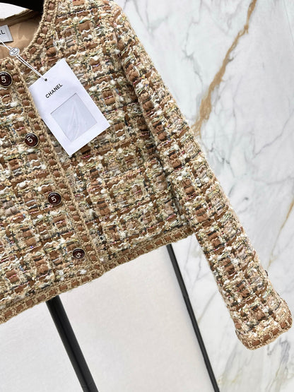 C 25 Woolen hem jacket