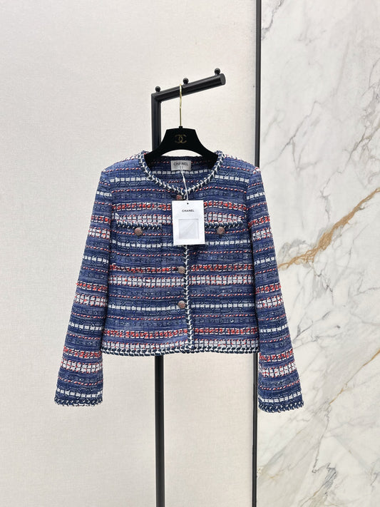 C 25 Woolen hem jacket
