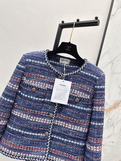 C 25 Woolen hem jacket
