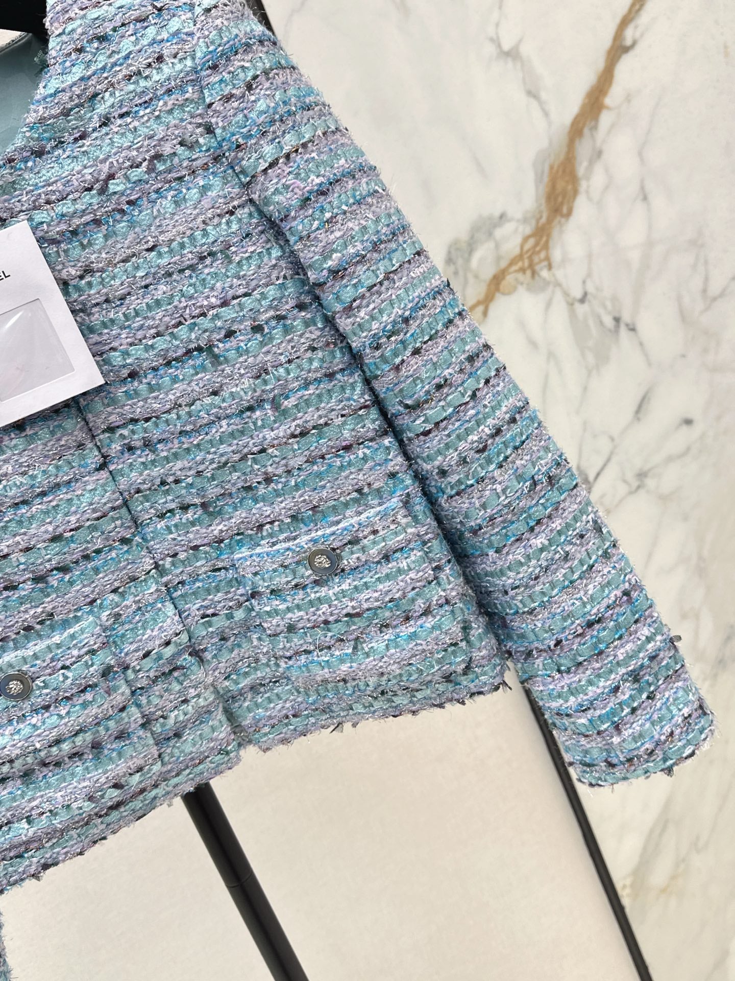 C 25 Woolen hem jacket