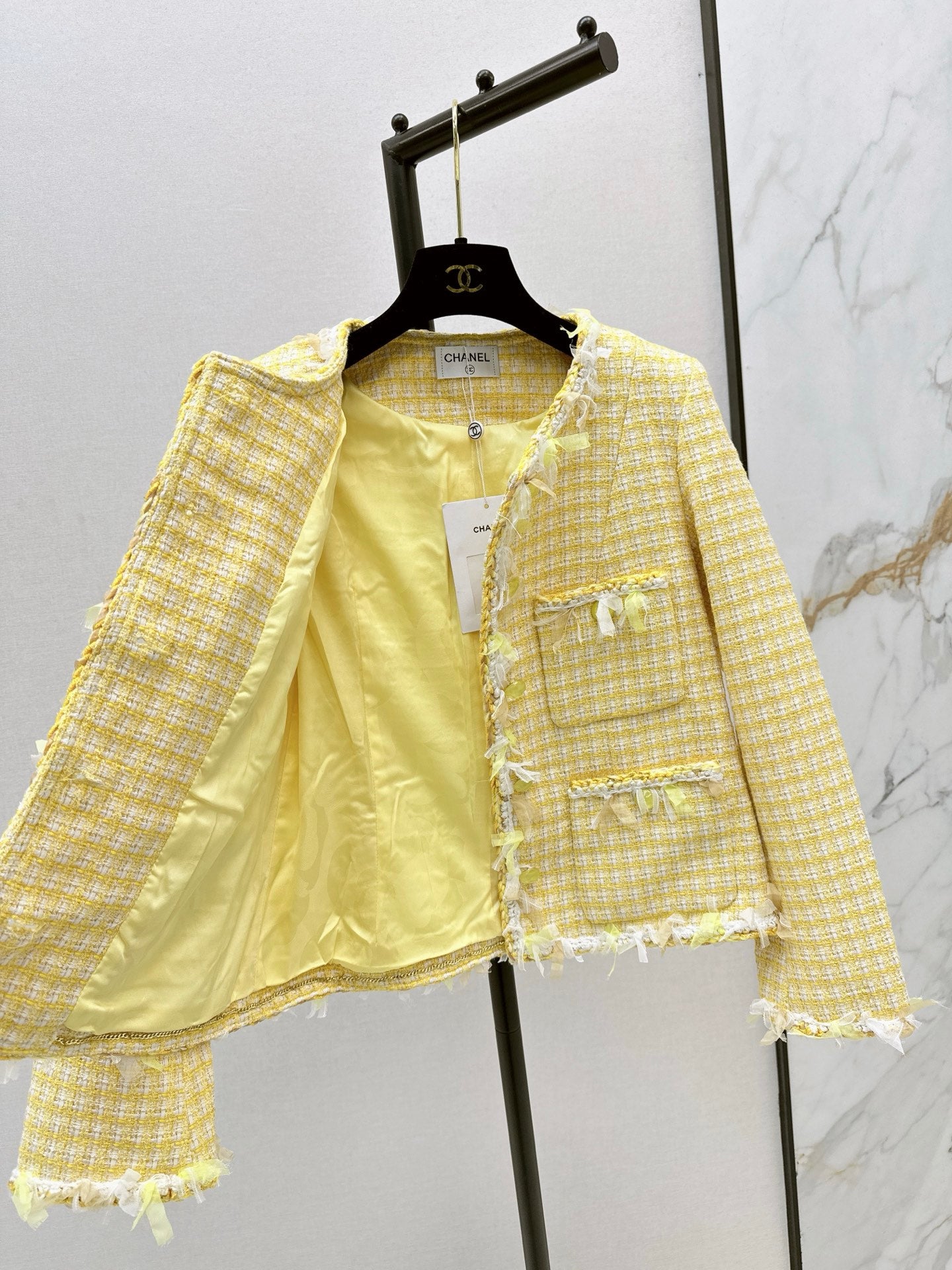 C 25 New Woven Tweed Jacket