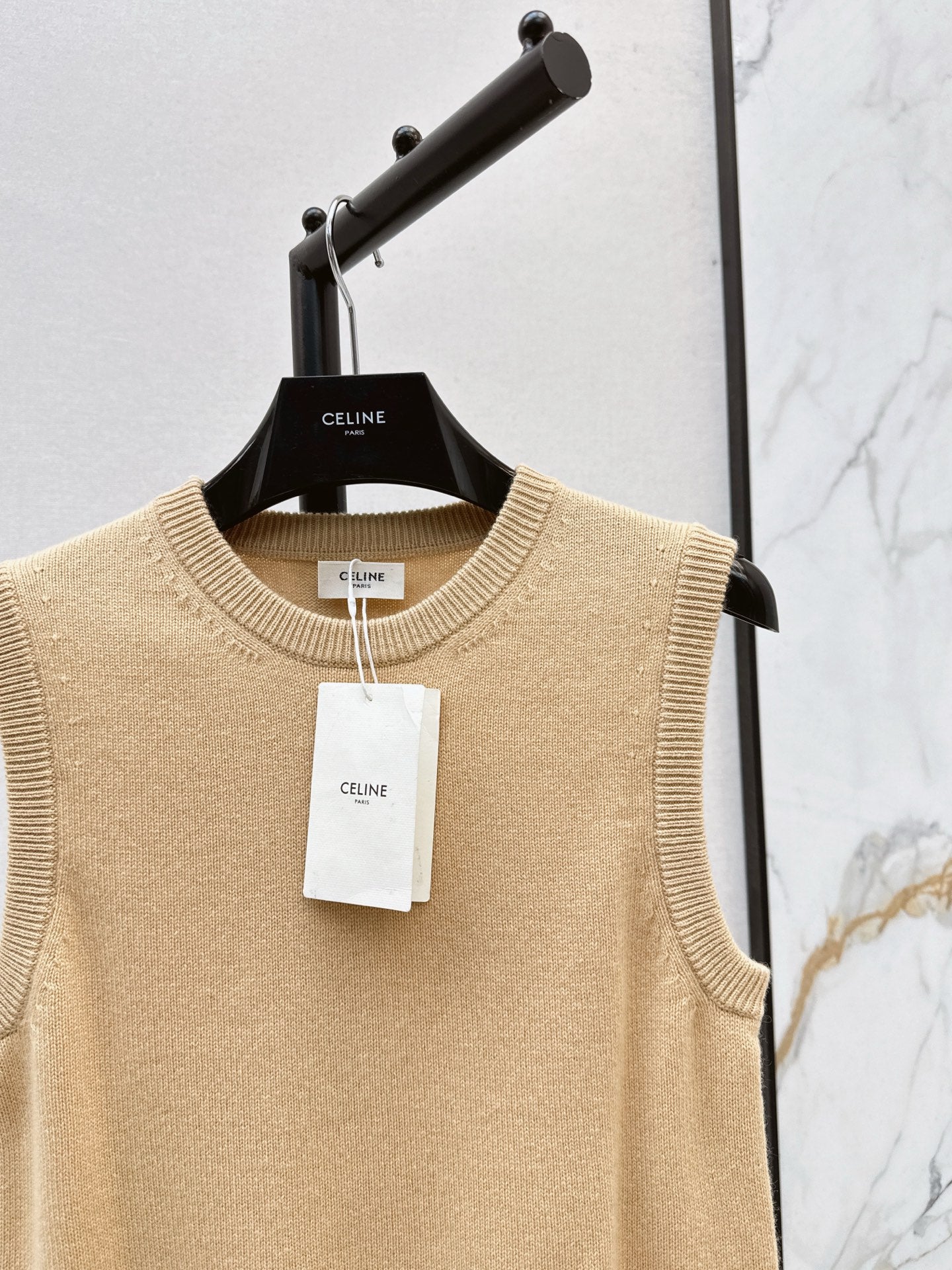 Ce 25 New classic embroidered sleeveless sweater