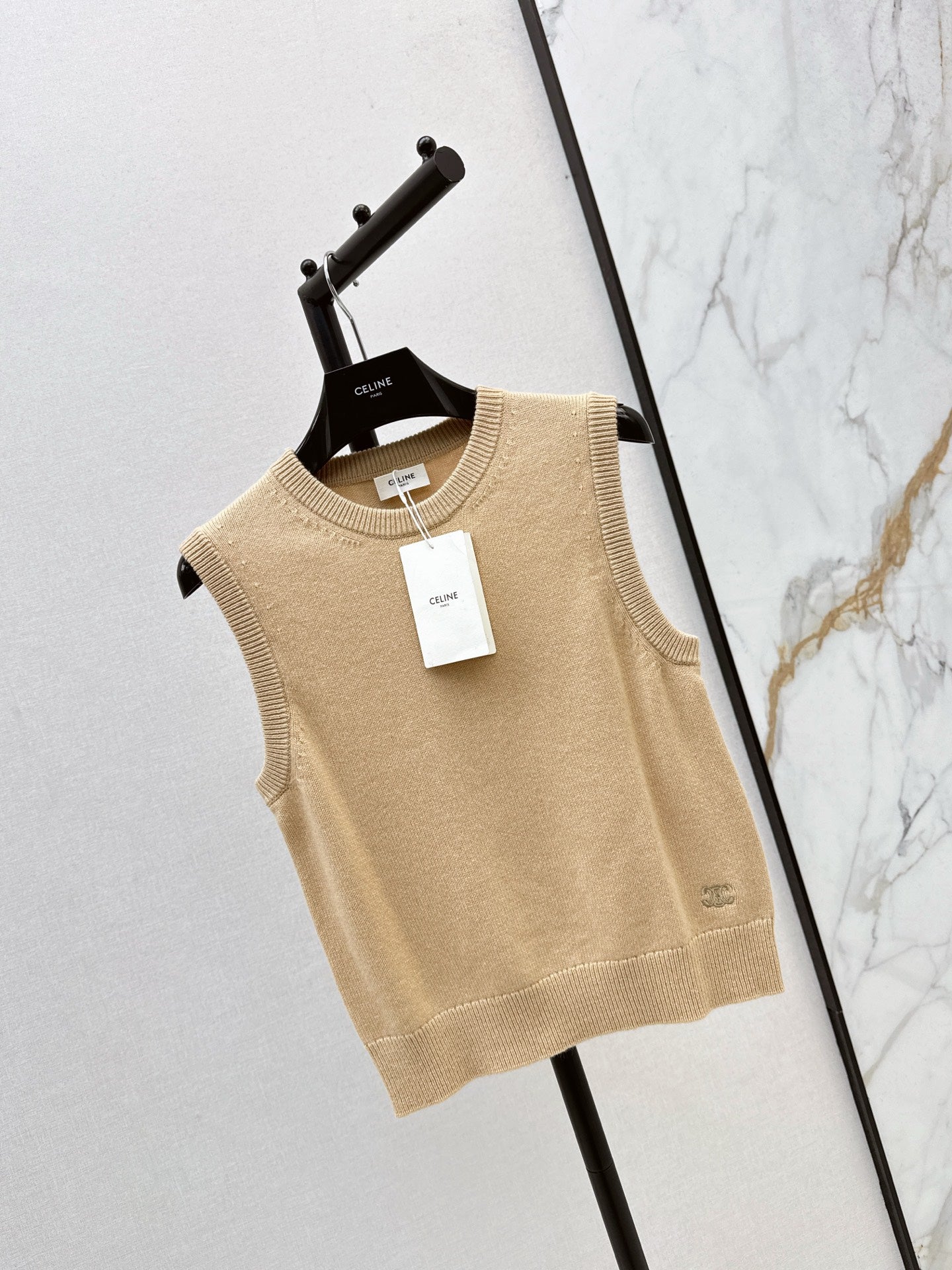 Ce 25 New classic embroidered sleeveless sweater