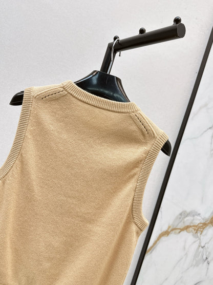Ce 25 New classic embroidered sleeveless sweater