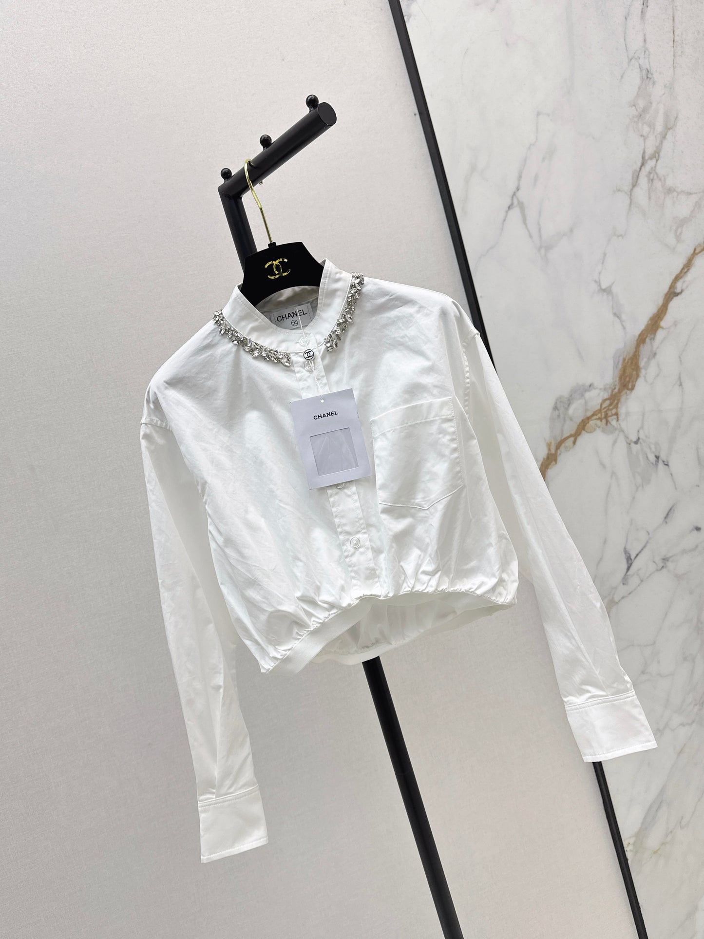 C 25 New Rhinestone Decorated Cropped White Shirt