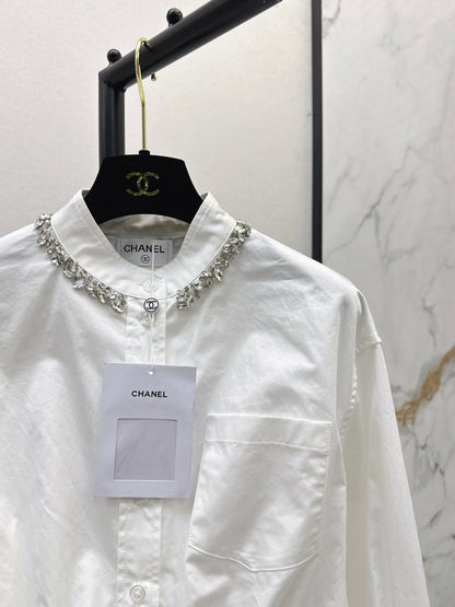 C 25 New Rhinestone Decorated Cropped White Shirt