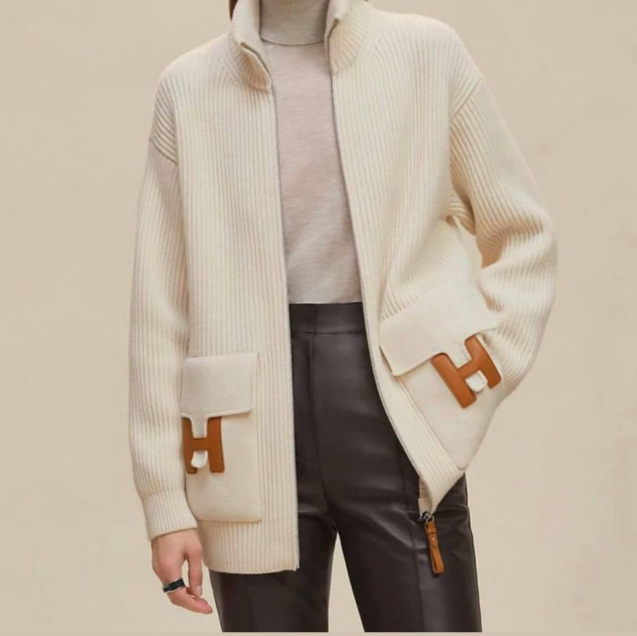 He 25 Mid-length cashmere knitted zip-up jacket(100% cashmere BEIGI/BLACK)