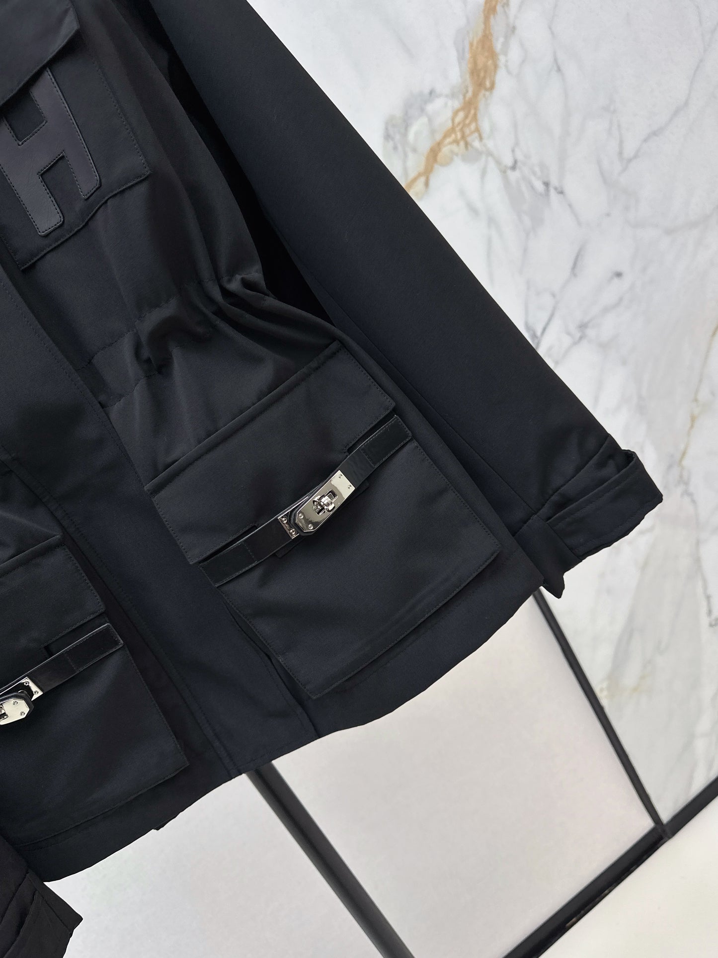 He 25fw Workwear style hooded windbreaker jacket(WHITE/BLACK)