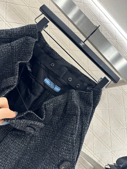 Pr 25 Plaid woven wool shorts