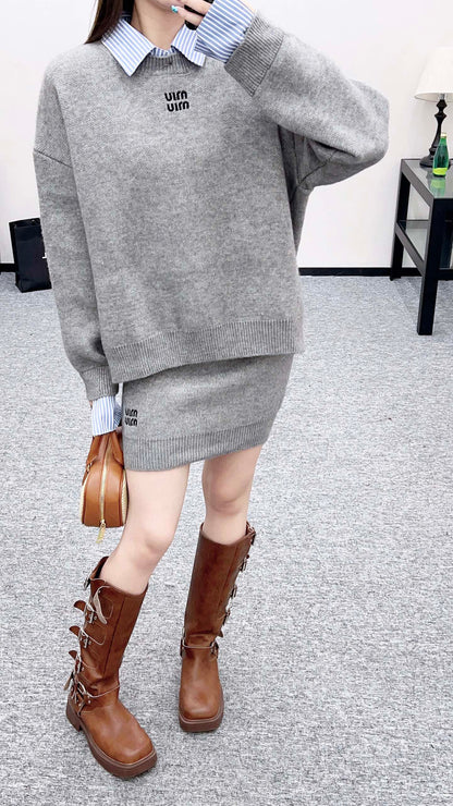 Mi 25 Knitted top and skirt set