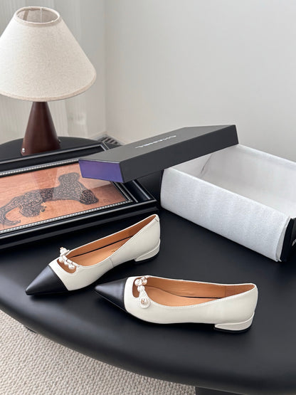 C 25 Pointed low heeled shoes（WHITE/BLACK/PINK）