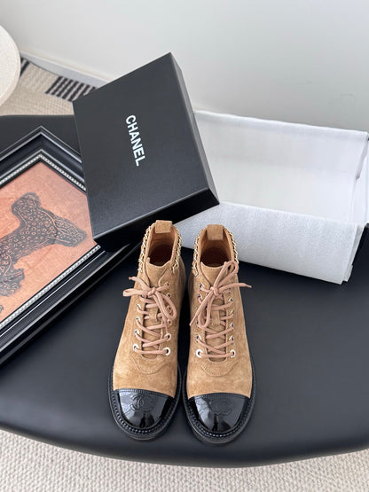 C 25 New Chain Knight Boots