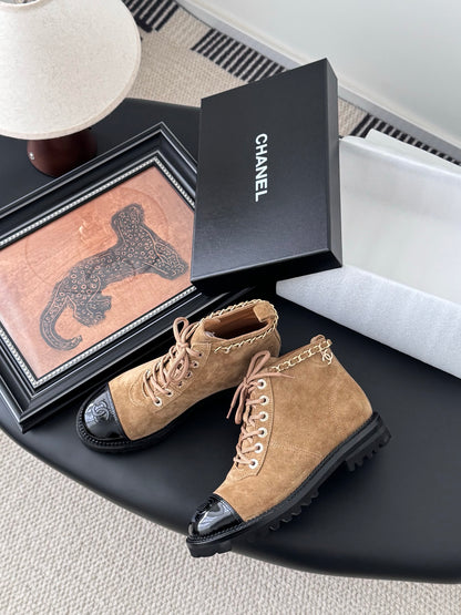 C 25 New Chain Knight Boots