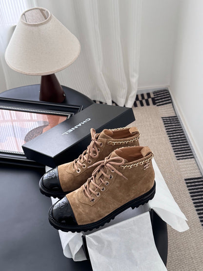 C 25 New Chain Knight Boots