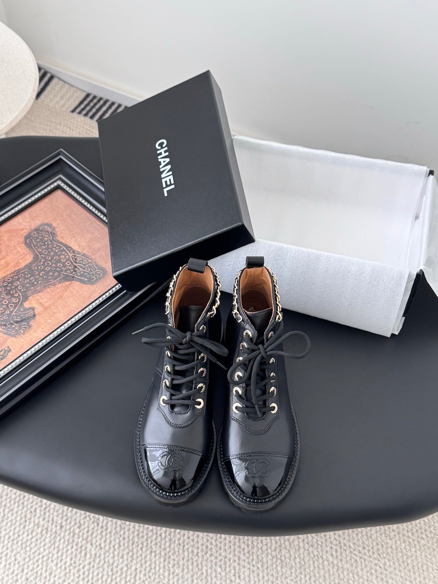 C 25 New Chain Knight Boots