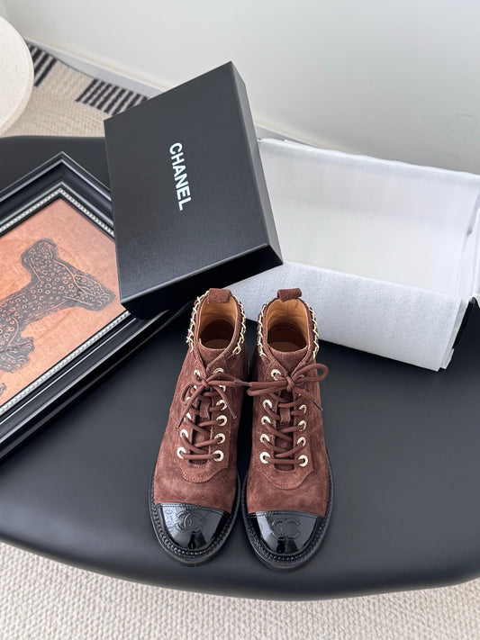 C 25 New Chain Knight Boots