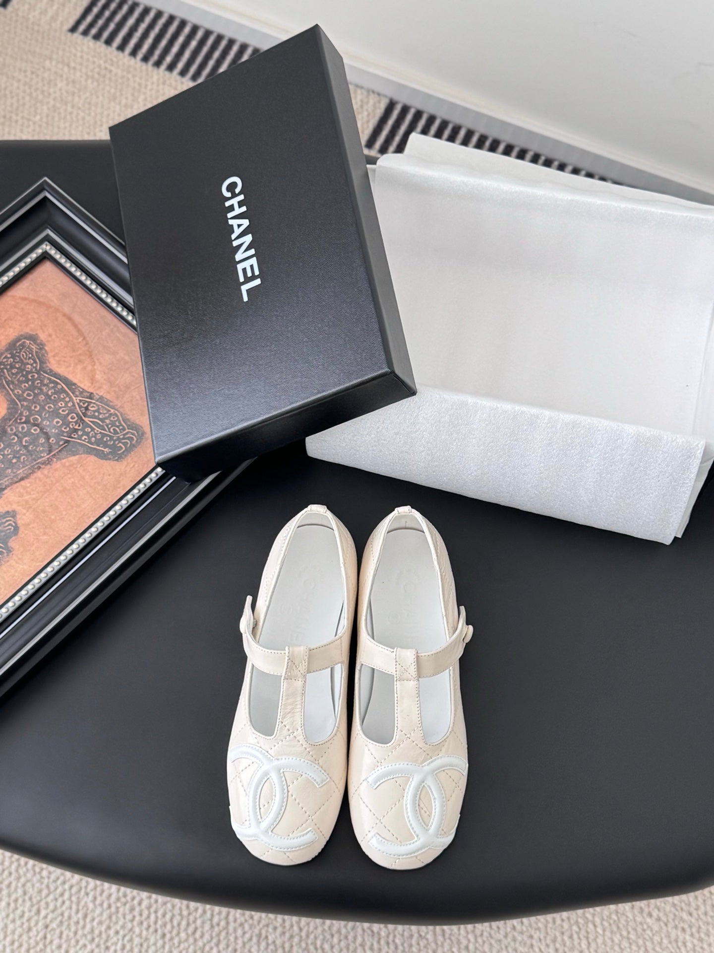 C 25 Vintage vintage series flat shoes