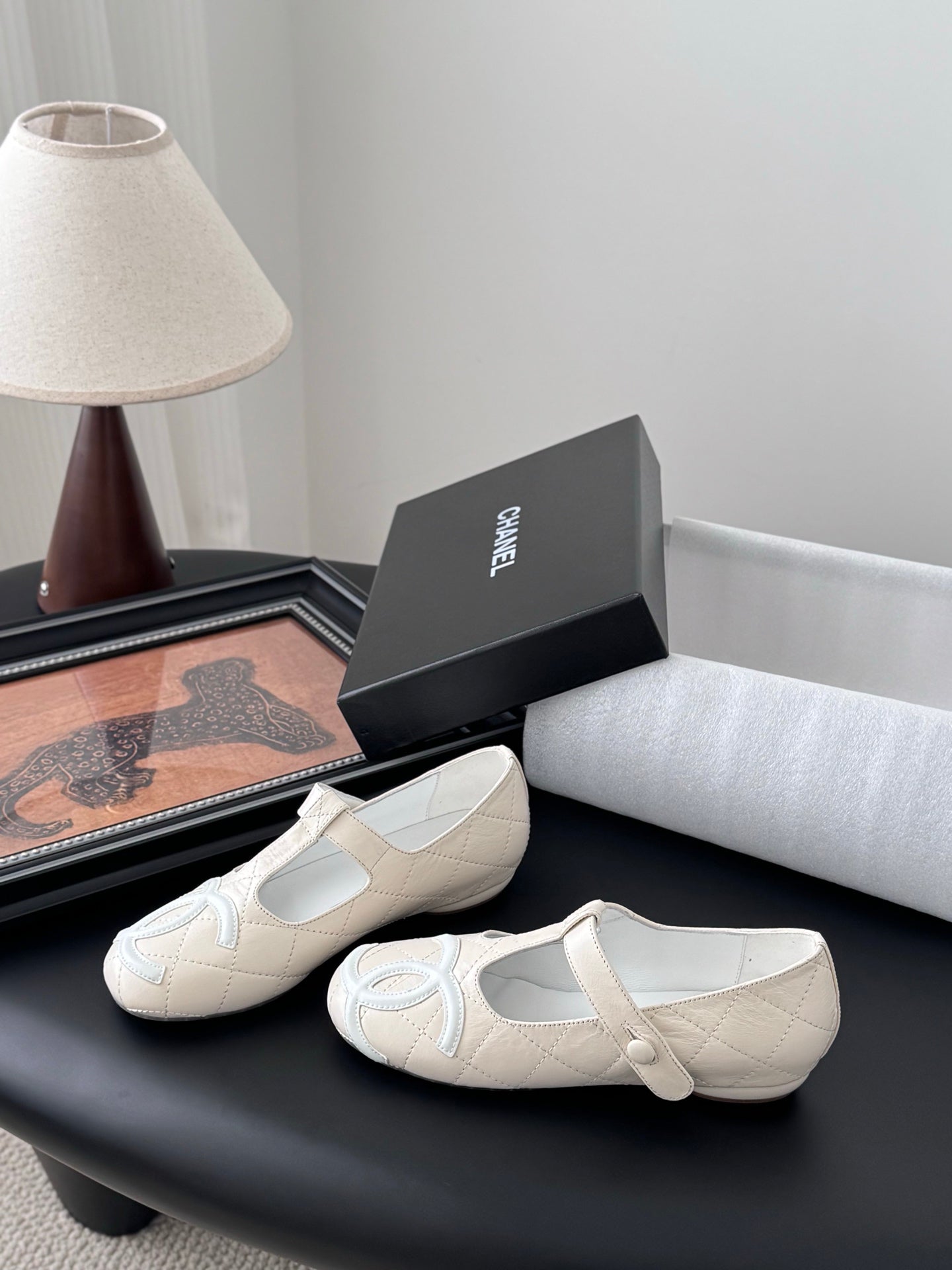 C 25 Vintage vintage series flat shoes