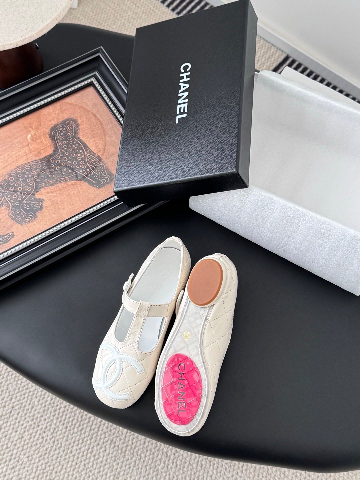 C 25 Vintage vintage series flat shoes