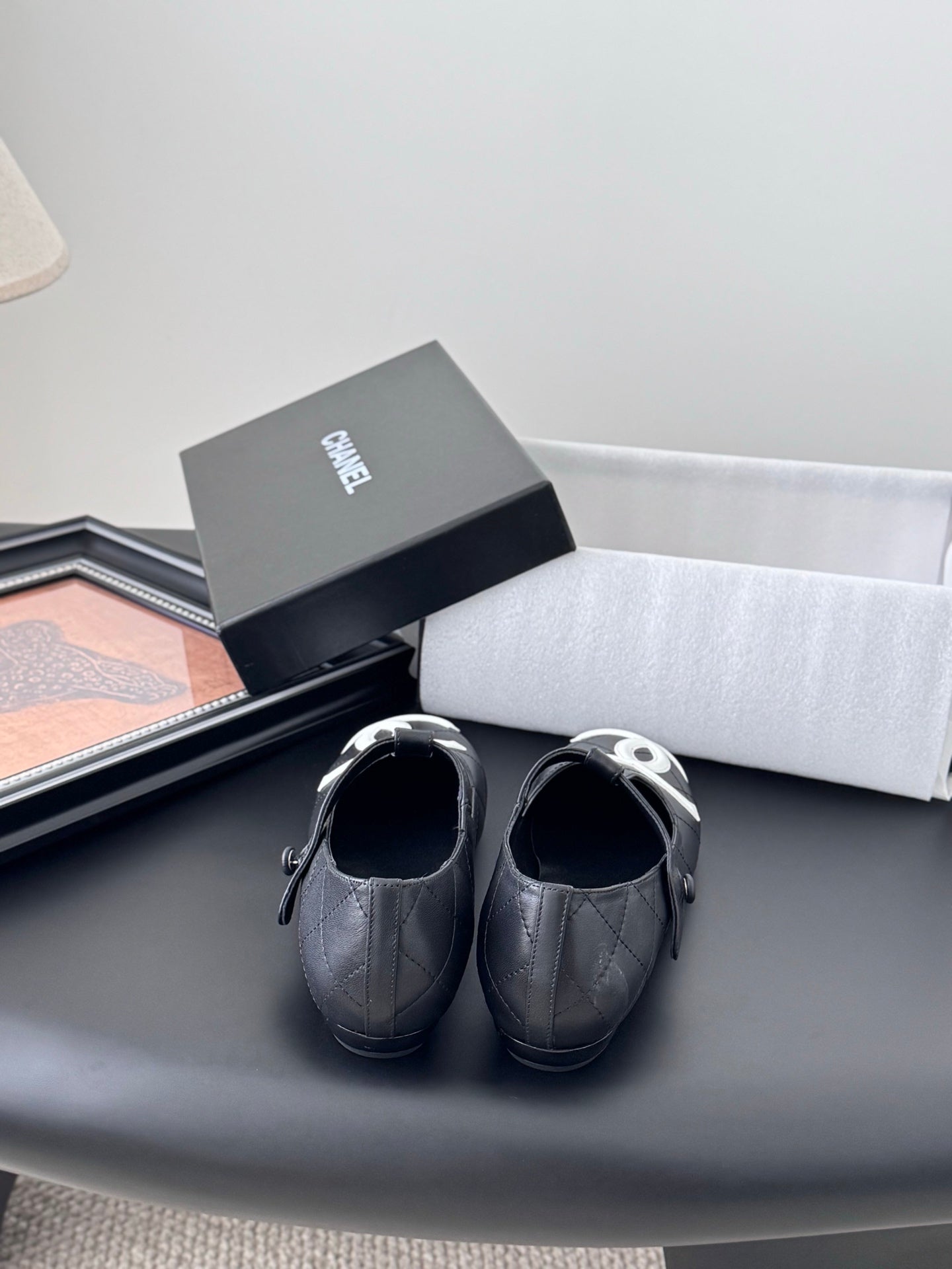 C 25 Vintage vintage series flat shoes