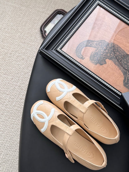 C 25 Vintage vintage series flat shoes